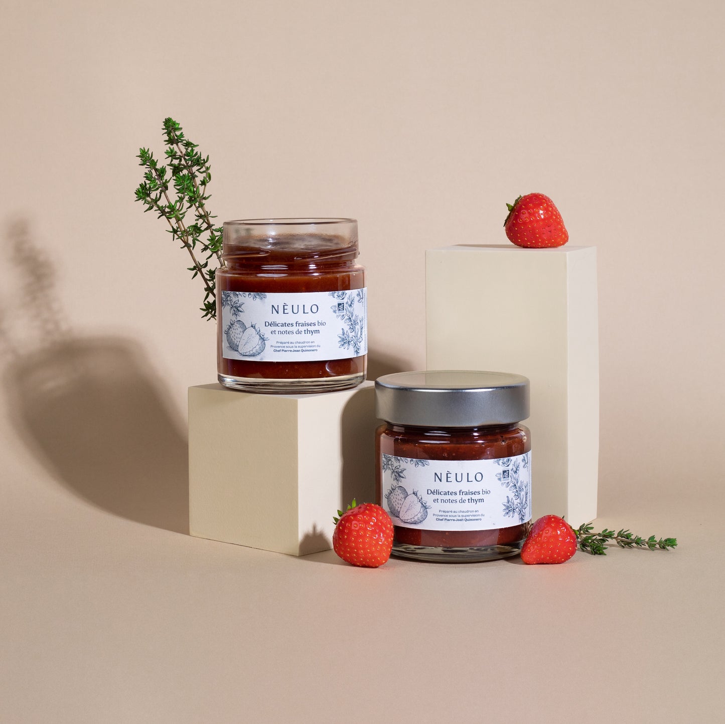 confiture de fraises bio et note de thym - Nèulo